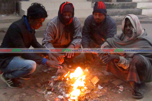 শীতে স্থবির নওগাঁ