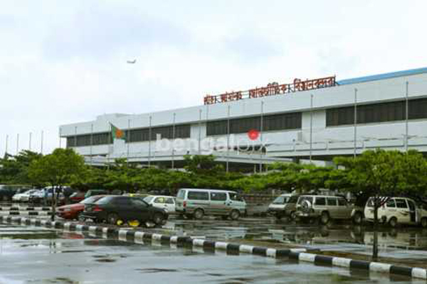 চট্টগ্রামে ঘন কুয়াশায় বিমান চলাচল বিঘ্নিত

