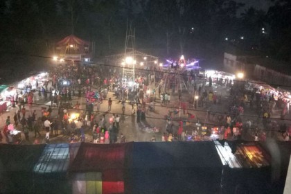 সিদ্ধিরগঞ্জে যুবলীগ নেতার অবৈধ মেলায় জুয়ার আসর, মাদক বিক্রি
