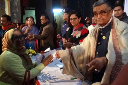 'মানুষ ভুল সিদ্ধান্ত নিলে দেশ পিছিয়ে পড়বে'
