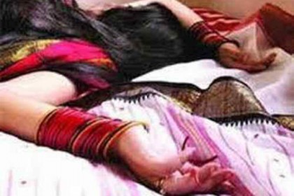 ঘাড়ে সিগারেটের ছ্যাঁকা, কিশোরীকে গণধর্ষণের পর হত্যা!