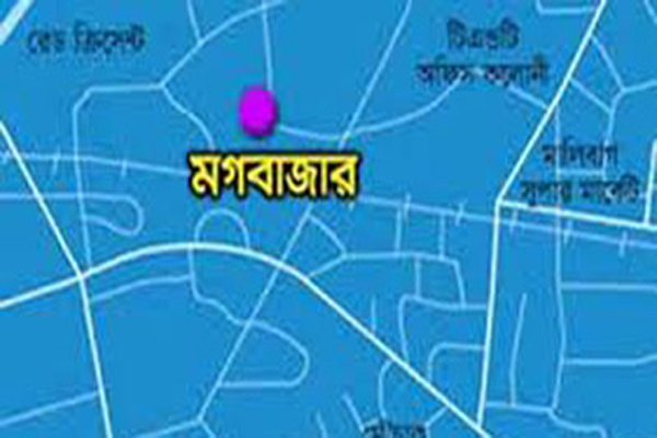 চুলায় কাপড় শুকাতে গিয়ে মা-ছেলে দগ্ধ