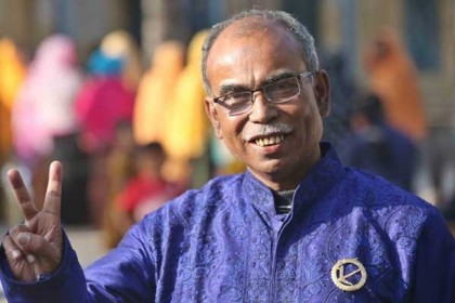শপথ নিলেন রংপুরের মেয়র মোস্তফা