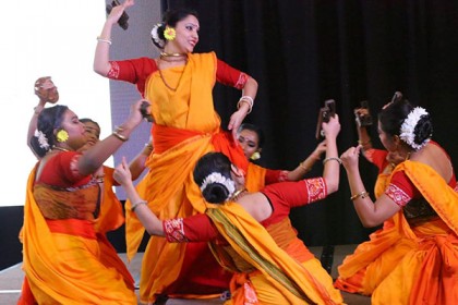 'উৎসব ডট কম'-এর যুগপূর্তির জমজমাট উৎসব
