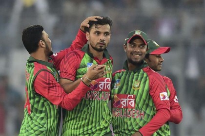 ১৬৩ রানের ইতিহাস গড়া জয়ের পরও মাশরাফির আক্ষেপ!