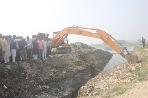 সাভারে সরকারি খাল উদ্ধার