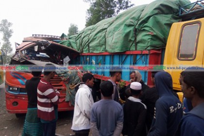 সিলেটে বাস-ট্রাক সংঘর্ষে ইজতেমা ফেরত ৪ মুসল্লি নিহত