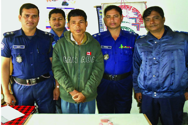 নেত্রকোনায় মাদকসহ আটক ভারতীয় নাগরিক কারাগারে