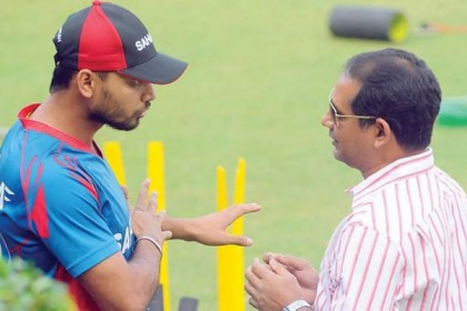 হাবিবুল বাশারকে পেছনে ফেলার দ্বারপ্রান্তে মাশরাফি