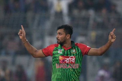 রেকর্ড গড়তে মাঠে নামছেন মাশরাফি