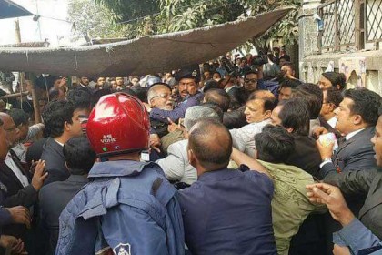 তৈমূর আলম খন্দকার গ্রেফতার
