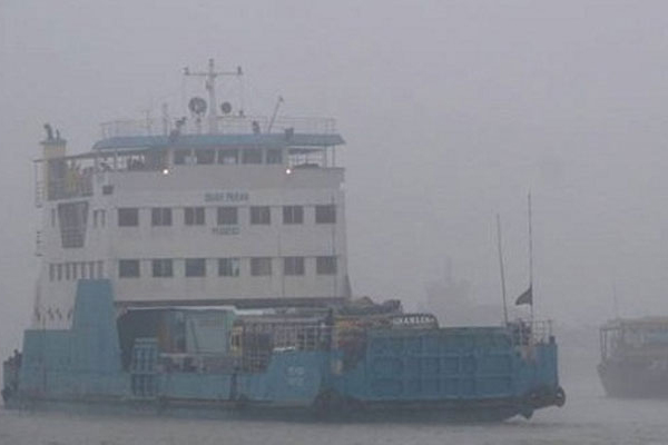 পাটুরিয়া-দৌলতদিয়া নৌরুটে ফেরি চলাচল শুরু