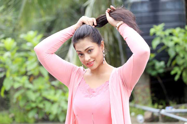 সালমান খানকে বিয়ে করতে চান পপি
