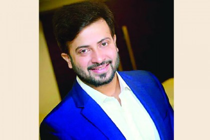 বাচ্চাটাকেও দেখতে দিল না অপু