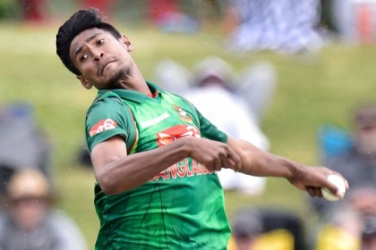 রেকর্ড গড়তে যাচ্ছেন মুস্তাফিজও