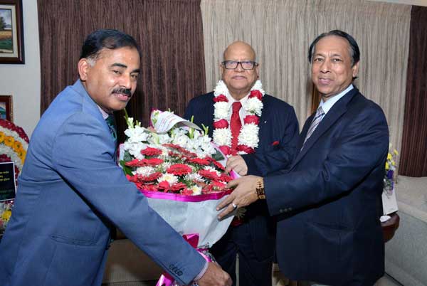 অর্থমন্ত্রীর জন্মদিনে রূপালী ব্যাংকের শুভেচ্ছা