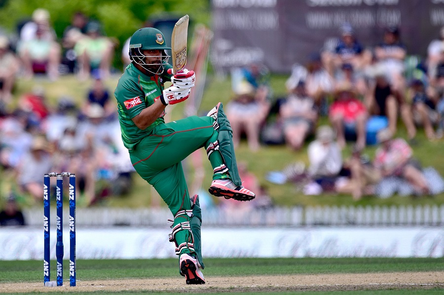 টসে জিতে ব্যাটিংয়ে বাংলাদেশ