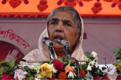 'শকুনের দোয়ায় গরু মরে নাই'