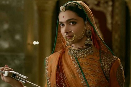 'পদ্মাবত' নিয়ে অভিনব সিদ্ধান্ত পাকিস্তানের