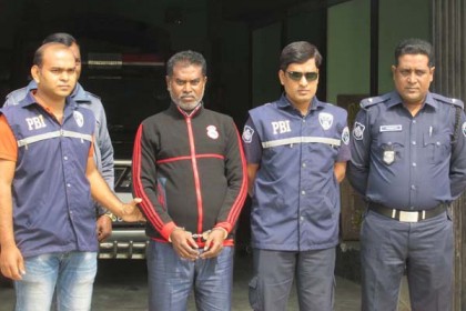 ৮ বছর পর দুর্ধর্ষ ডাকাত সর্দার আটক 


