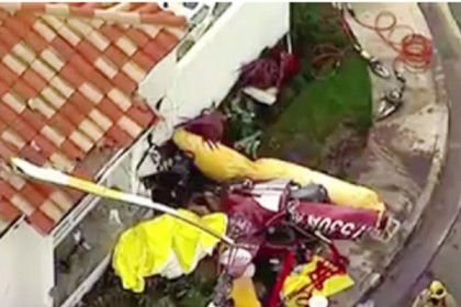যুক্তরাষ্ট্রে বাড়ির ছাদে হেলিকপ্টার বিধ্বস্ত হয়ে নিহত ৩