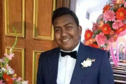 খেলার মাঝেই হার্ট অ্যাটাকে বোলারের মৃত্যু (ভিডিও)