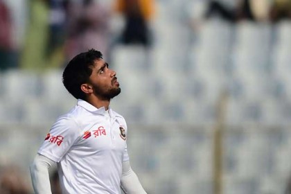 অধরা স্বপ্নের পানে মুমিনুল!