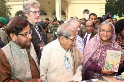 মাসব্যাপী অমর একুশে গ্রন্থমেলার উদ্বোধন