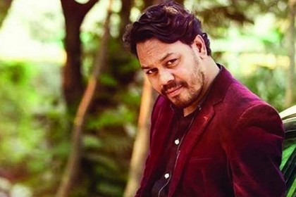 প্রথমবার মিউজিক ভিডিওতে শিমুল খান