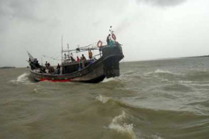 বঙ্গোপসাগরে ভারতীয় জেলেদেরে হামলায় ১১ জেলে আহত