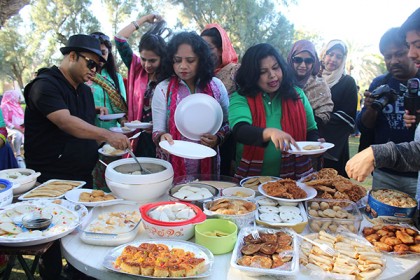 আমিরাত প্রসাসের আনন্দ উৎসব