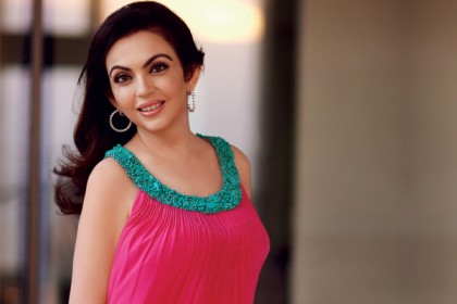 নীতা আম্বানির নাচের ভিডিও ভাইরাল!(ভিডিও)