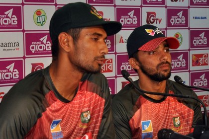 মুমিনুল মানুষ ছোট, কিন্তু কাজ করে বড় : মাহমুদউল্লাহ