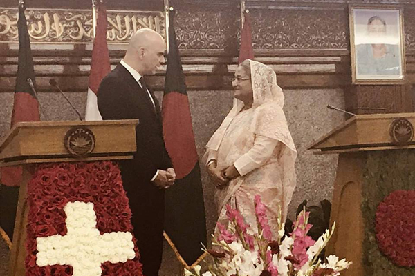 প্রধানমন্ত্রীর সঙ্গে সুইস প্রেসিডেন্টের বৈঠক