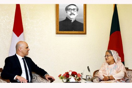 রোহিঙ্গা সংকট নিরসনে বাংলাদেশের পাশে থাকবে সুইজারল্যান্ড 