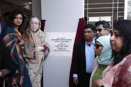 সিরাজগঞ্জে দরিদ্রদের জন্য ৫০ শয্যার হাসপাতাল উদ্বোধন