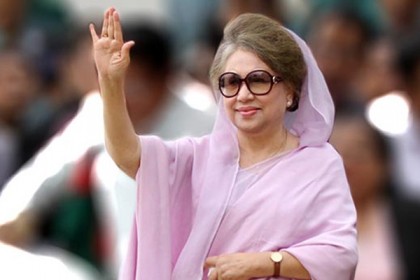রায়ের আগ মূহুর্তে জাতীয় ঐক্যের বার্তা দিয়ে সংবাদ সম্মেলনে আসছেন খালেদা 