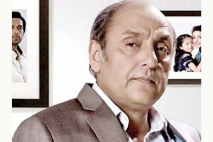 হেয়ার ট্রান্সপ্লান্ট করতে গিয়ে এ কী পরিণতি অভিনেতার! (ভিডিও)