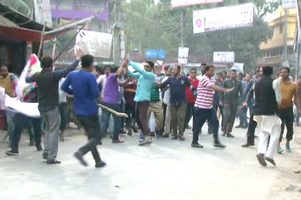 খালেদা জিয়ার রায়ের পর লক্ষ্মীপুরে সংঘর্ষে আহত ১০