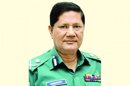 পুলিশ সদস্যদের ডিএমপি কমিশনারের ধন্যবাদ