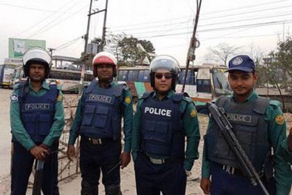 মাতুয়াইলেও পুলিশের চেকপোস্ট 