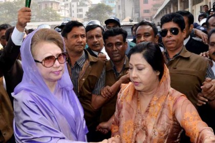 অস্ত্র ছাড়া খালেদার সঙ্গে যেতে পারবেন সিএসএফ সদস্যরা