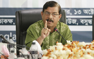 'আড়াই কোটি নিয়ে হুলস্থুল, অথচ লক্ষ কোটি?'