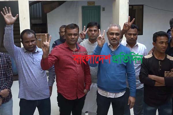 ময়মনসিংহে মিছিল থেকে জেলা বিএনপির সম্পাদকসহ আটক ৮
