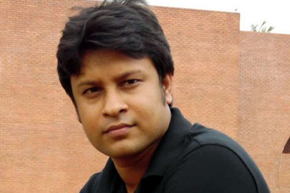 সাবেক শিক্ষার্থীকে বাঁচানোর আবেদন রাবির