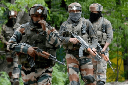 জম্মু-কাশ্মীরের সানজোয়ান আর্মি ক্যাম্পে হামলা