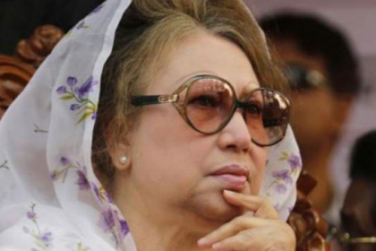 'খালেদা জিয়াকে সাধারণ কয়েদিদের পোশাকে থাকতে হবে'