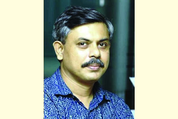 আলো-আঁধারে এই যাত্রা