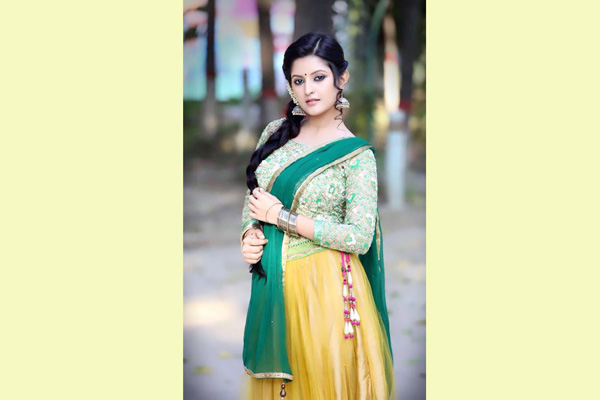 চিকিৎসকদের পরামর্শে 'চন্দ্রাবতী' ছাড়লেন পরীমণি

