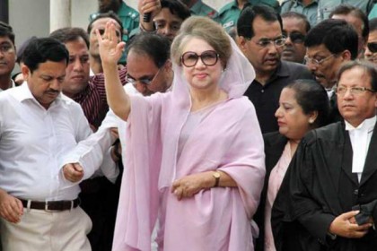 খালেদার রায়ের কপি বিকেলে হাতে পাবেন আইনজীবীরা